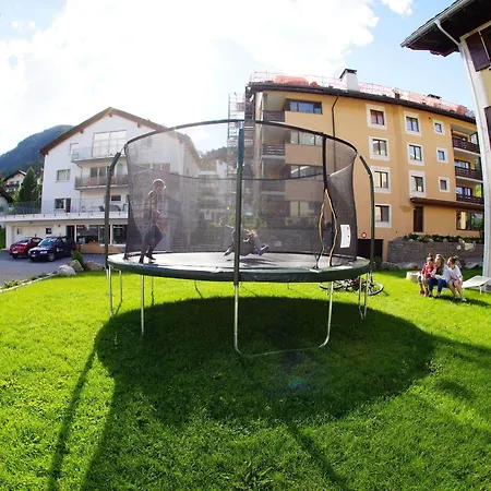 + Chesa Silva 酒店 席尔瓦普拉纳