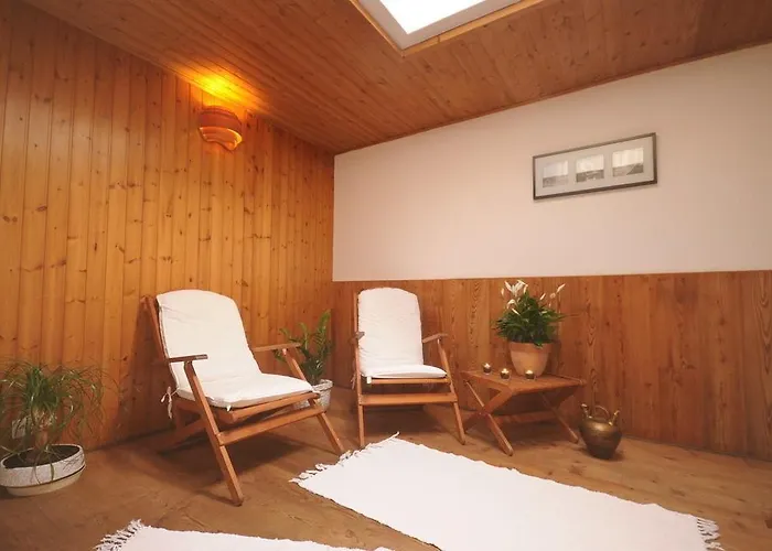 Szálloda + Chesa Silva