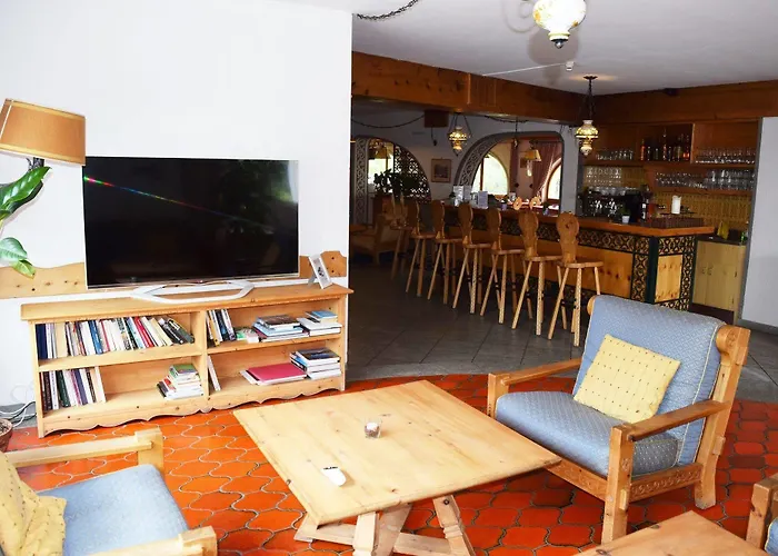 + Chesa Silva Silvaplana