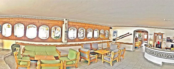 Hotel + Chesa Silva 3*