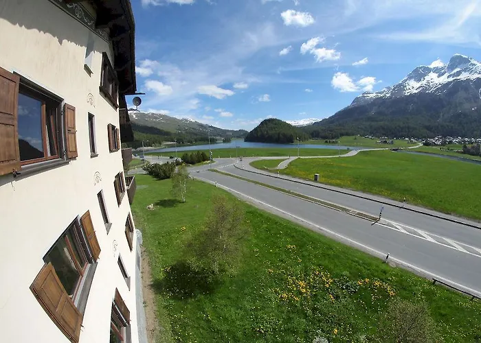 Hotel + Chesa Silva Silvaplana