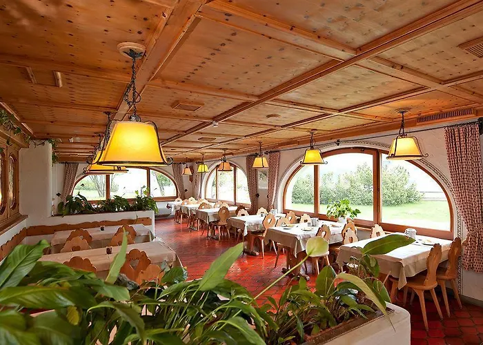 + Chesa Silva Hotel 3*