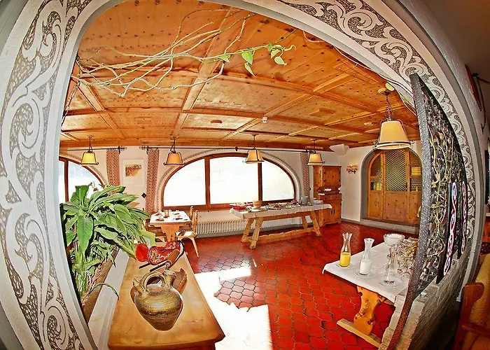 + Chesa Silva Silvaplana